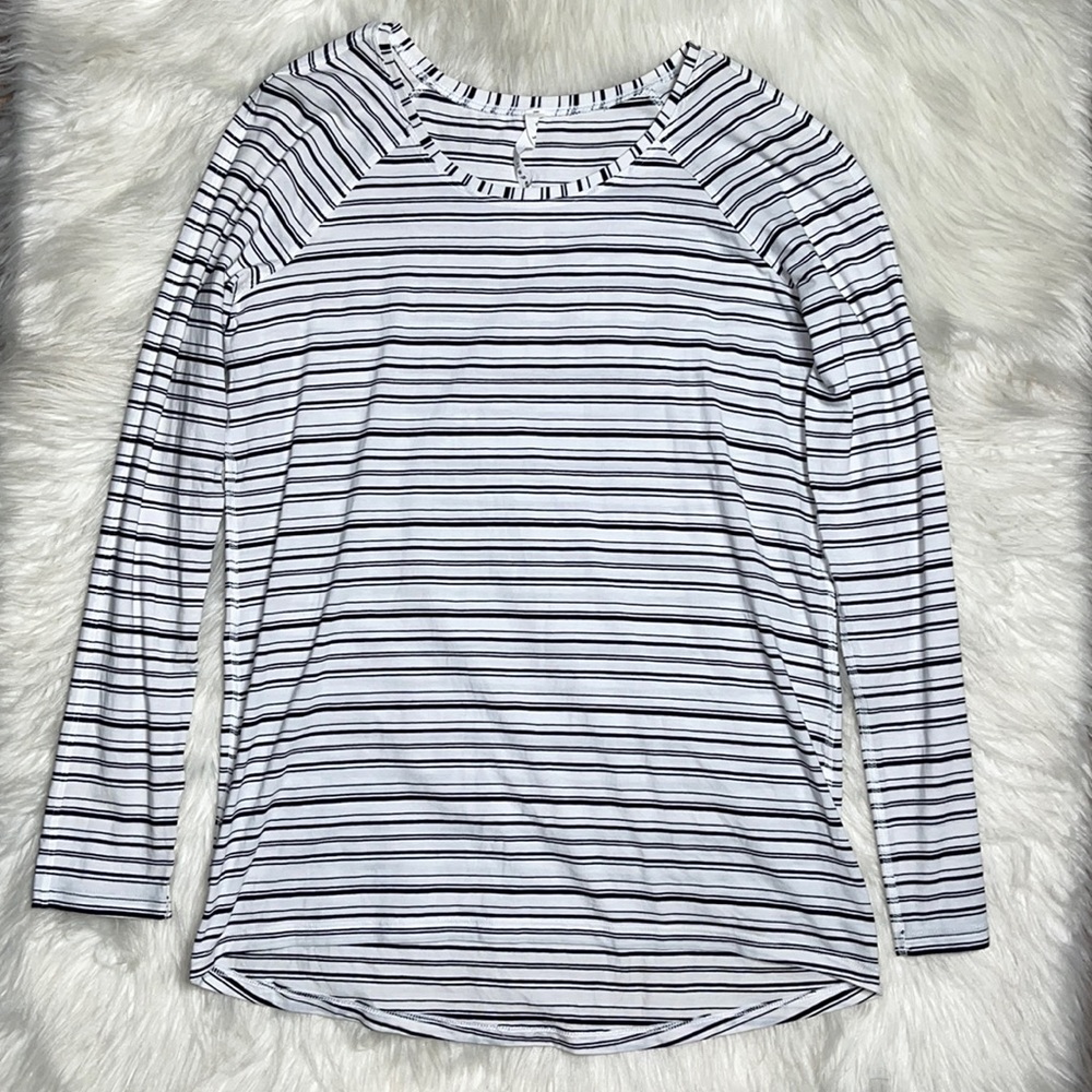 Lululemon Emerald Long Sleeve Shirt